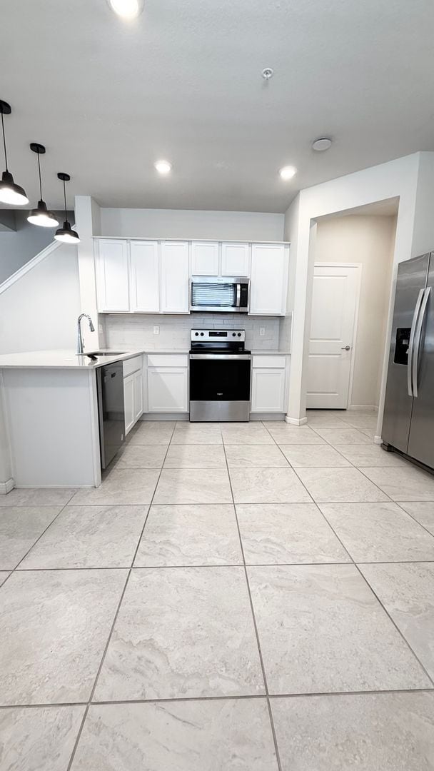 Photo - Grayson Square