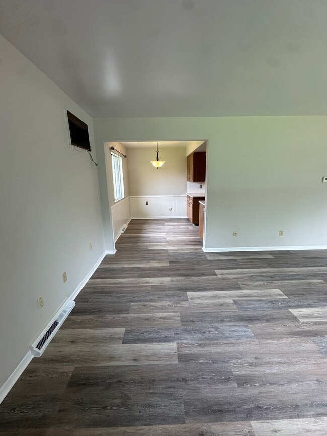 Photo - 1514 Robin Ln