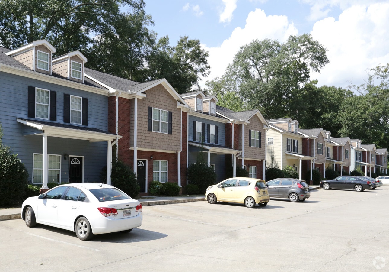 Photo - Ivy Place Condominiums