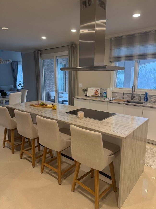 Photo - 525 Senon Dr