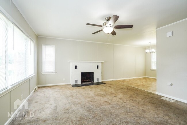 Photo - 1630 Elaine Rd