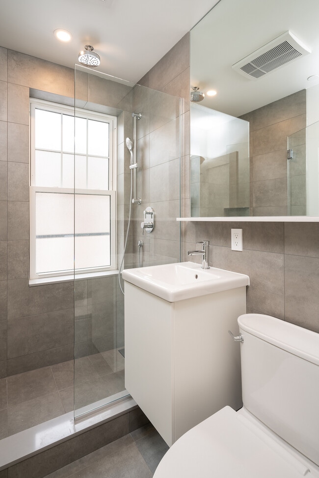 Photo - 18 Forest St Unit 31