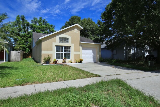 Beautiful 3/2 Home Recently Remodeled with... - Beautiful 3/2 Home Recently Remodeled with...