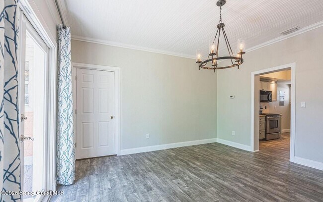 Photo - 693 Law St Unit A