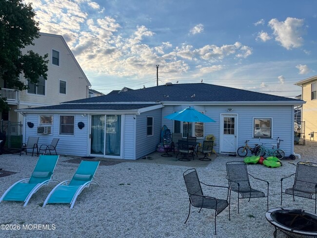 Photo - 115 N Binnacle Dr