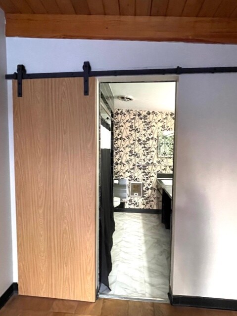 Master Bath - 1220 Fostoria Ave