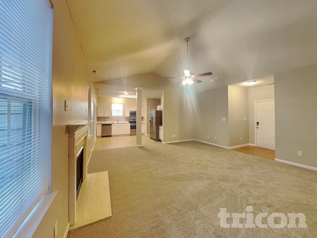 Photo - 309 Patrick Ave SW