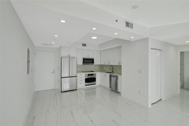 Photo - 90 SW 3rd St Unit 1602