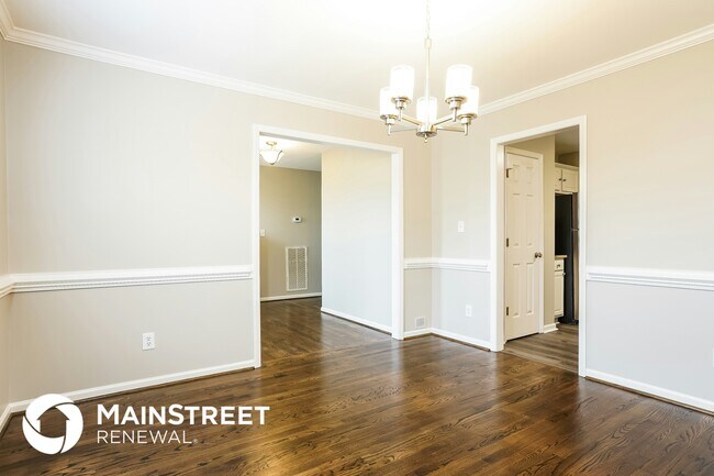 Photo - 114 Clarence Ln