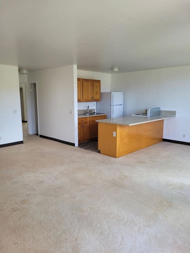 Photo - 2bdrm 1bth 1pkg located in Beautiful Makaha Valley Plantation Unidad 137-B