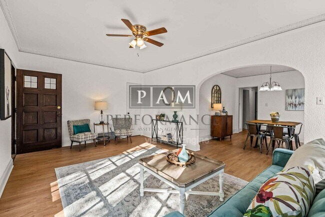 Photo - 2400 N 56th St