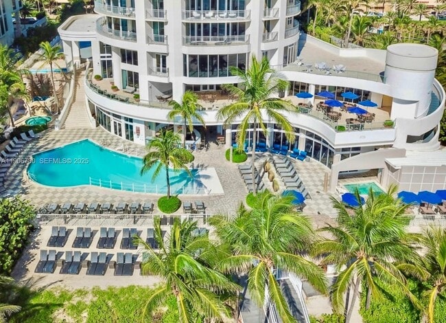 Building Photo - 17375 Collins Ave Unit 1505