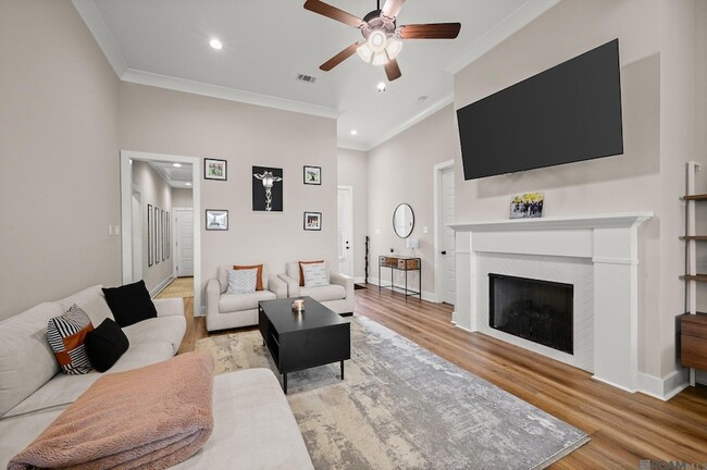 Photo - 3035 Woodgrove Wy