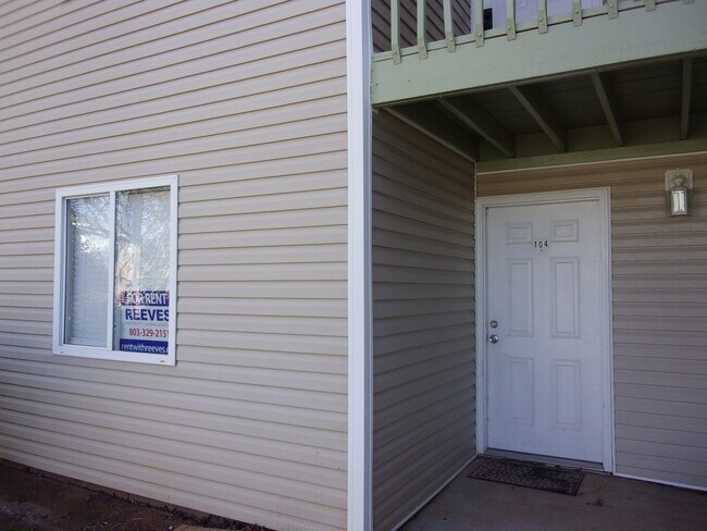 Photo - 1711 Eagles Pl