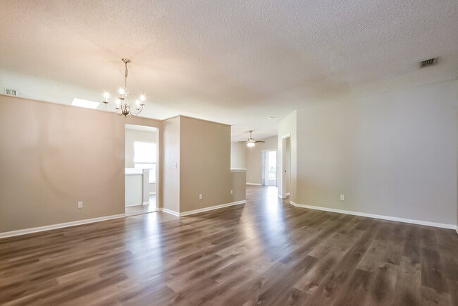 Photo - 7741 Wicklow Cir