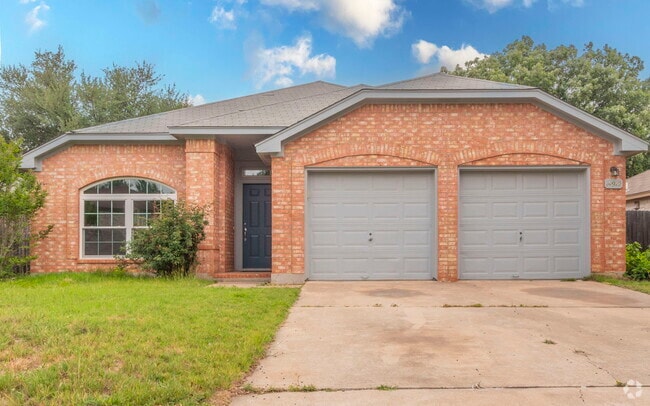 Building Photo - 14912 Big Falls Dr Rental