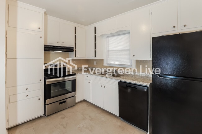 Photo - 6704 E 100th St