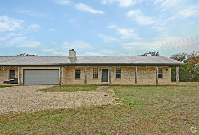 Building Photo - 130 Chestnut Ridge Rental