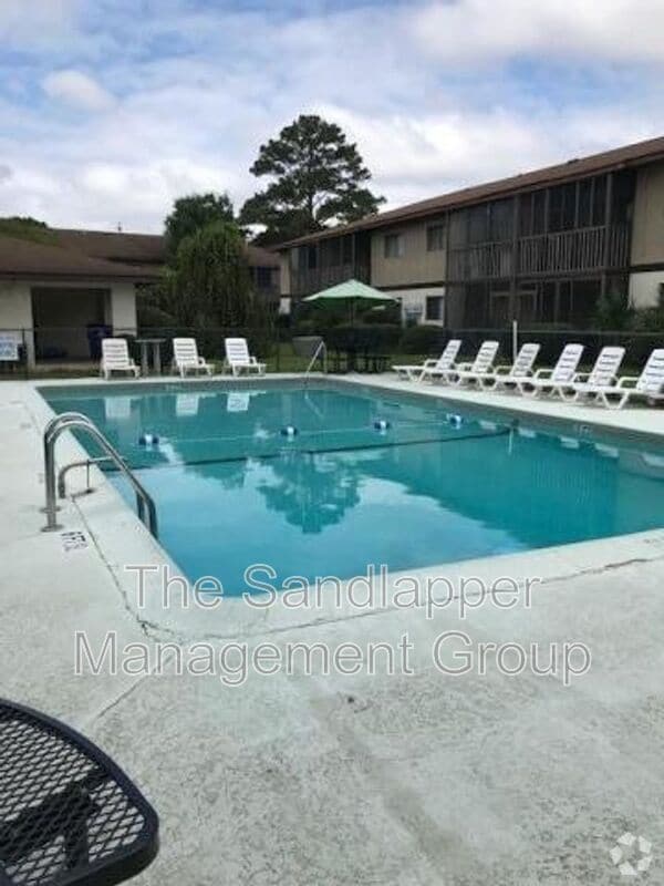 Building Photo - 2186 Bees Ferry Rd Unit E Rental