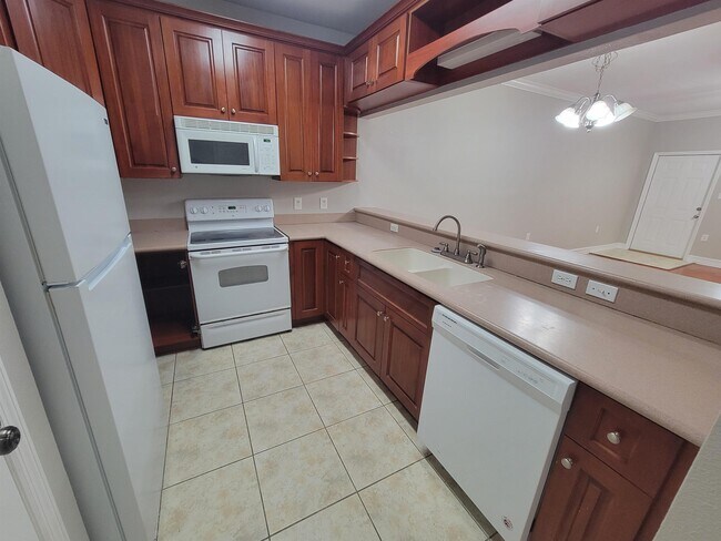 Photo - 1517 Crescent Hills Dr Townhome