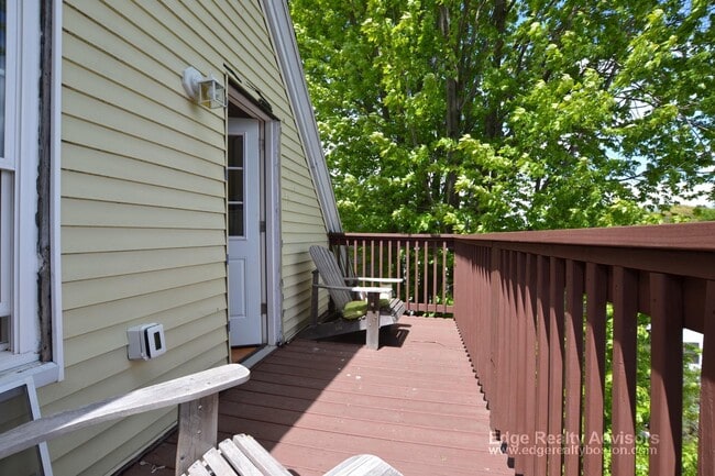 Photo - 74 Brooks St Unit 2