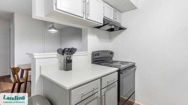 Photo - 1071 Clayton Ln Unidad M1408