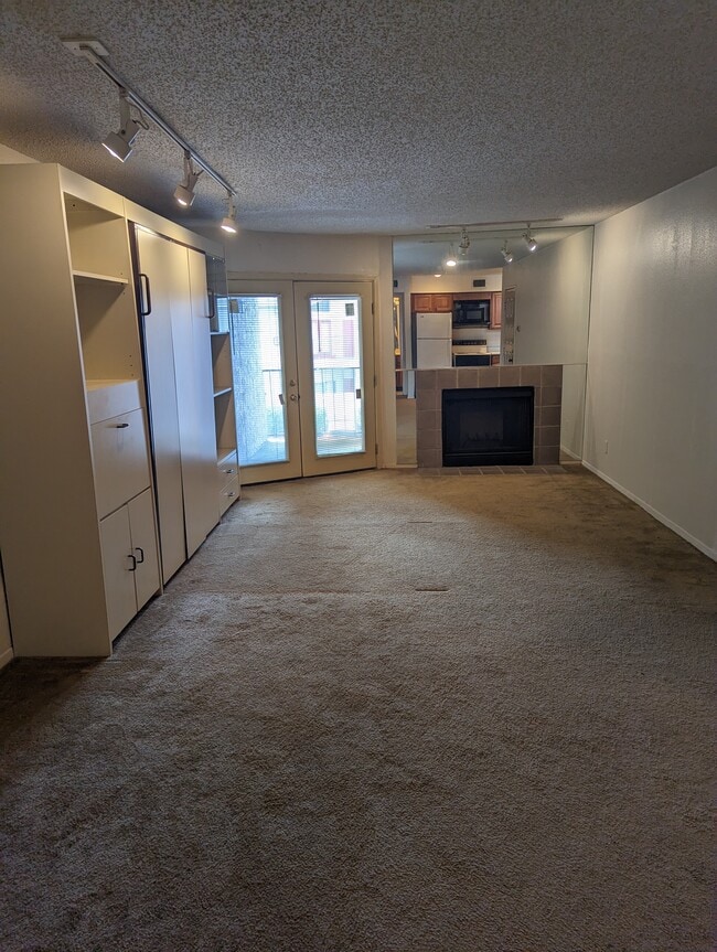 Photo - 10855 Meadowglen Ln Unit 1010