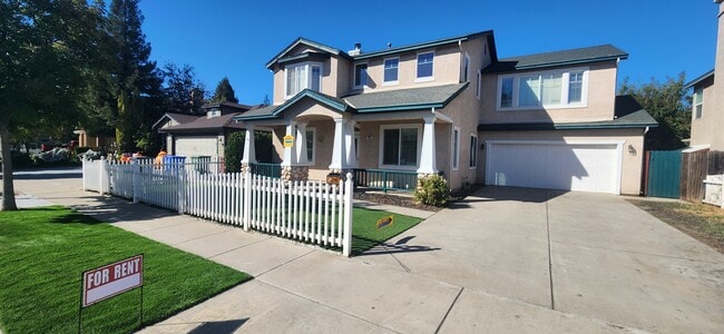 Photo - 267 W Springer Dr