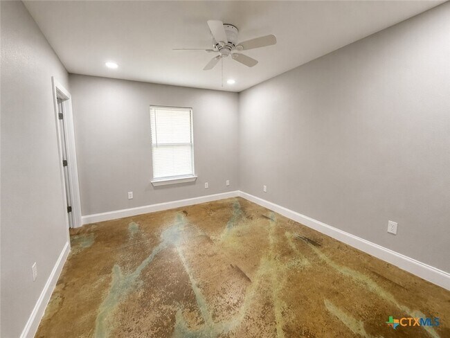 661 W Austin St Unit Q