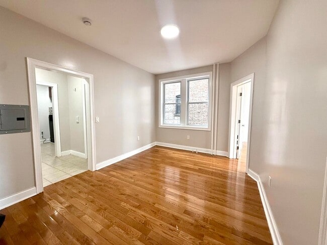 Building Photo - 6404 Park Ave Unit 35