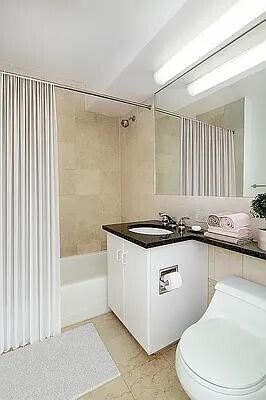 Building Photo - 227 Mulberry St Rental