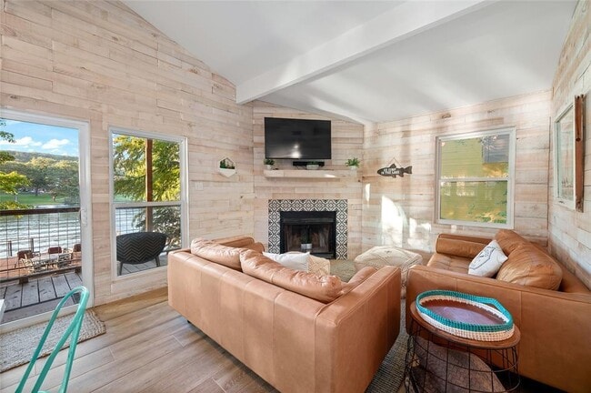Photo - 1708 Ski Slope Dr