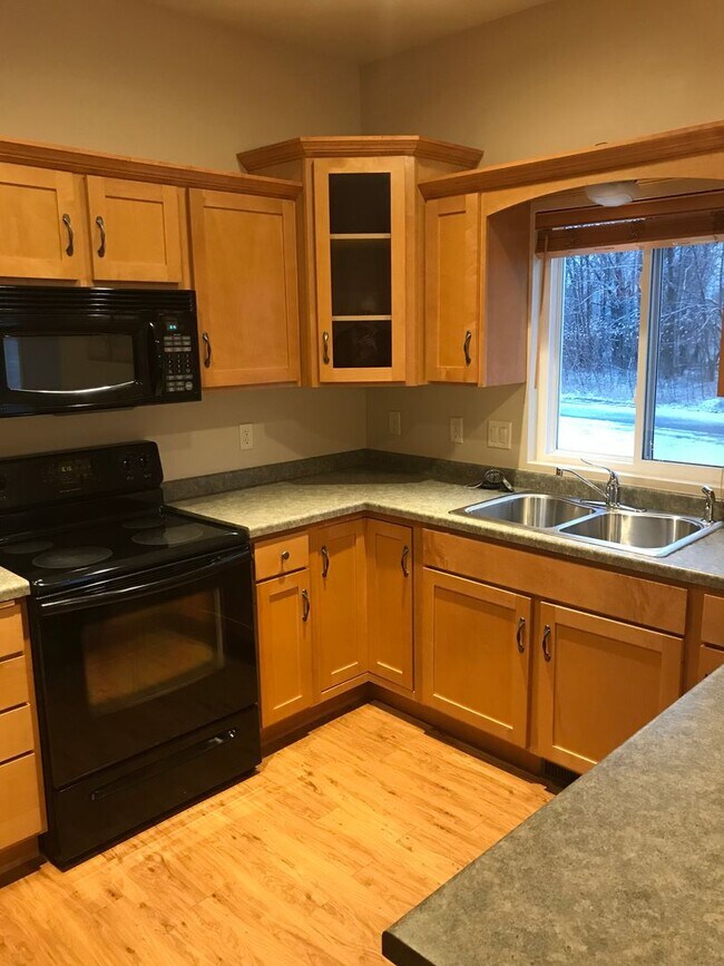 Photo - 2100 River Point Ct Unit 2098 River Point Ct