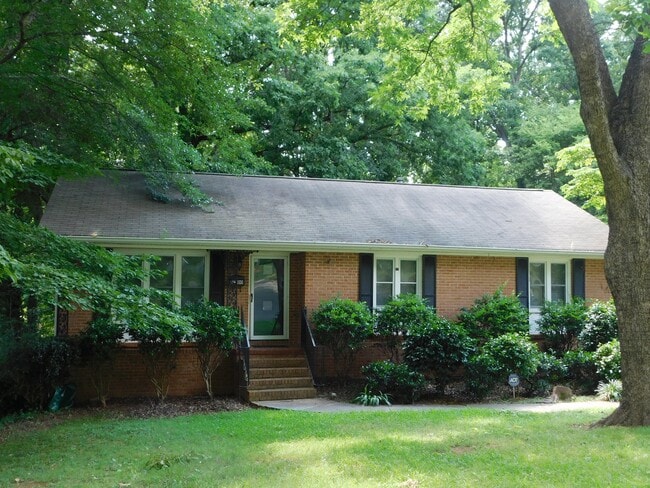 Building Photo - 6300 Candlewood Dr