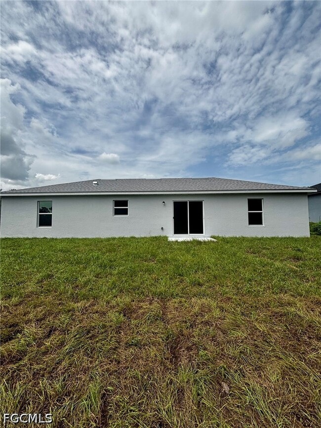 Photo - 709 Ledge St
