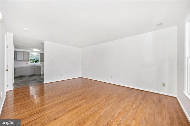 Photo - 1552 Crest View Ave