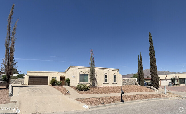 Building Photo - 7121 Gran Vida Dr Rental