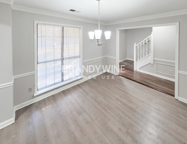 Photo - 6780 Burlingame Dr