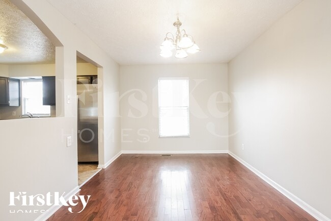 Photo - 7724 Gullit Way