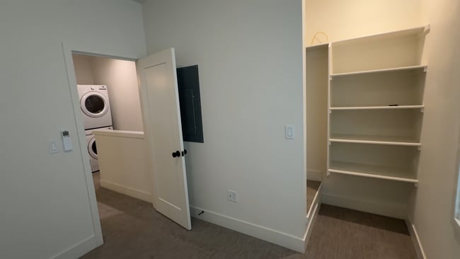 Photo - Elegant Townhome with modern architectural design Located in the Brentwood Neighborhood