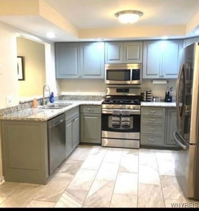 Photo - 32 N Hill Dr