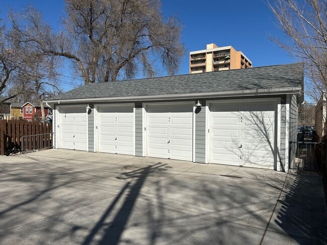 Photo - 525 E Kiowa St Apartment Unit 525EK-101