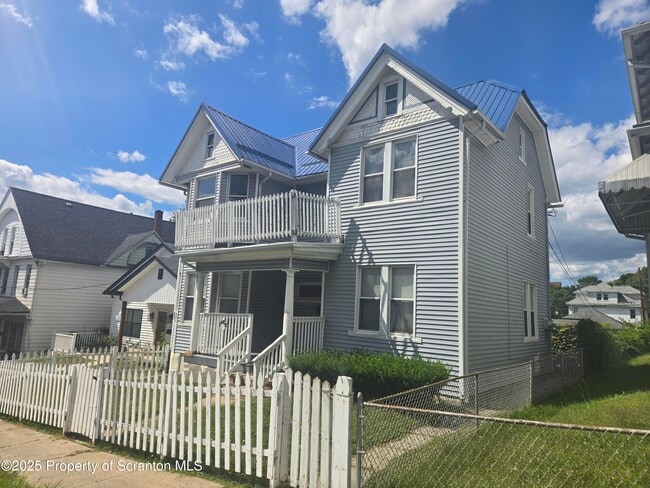 Building Photo - 535 Harrison Ave Rental