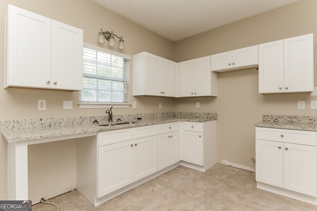 Photo - 827 Shadow Lake Dr