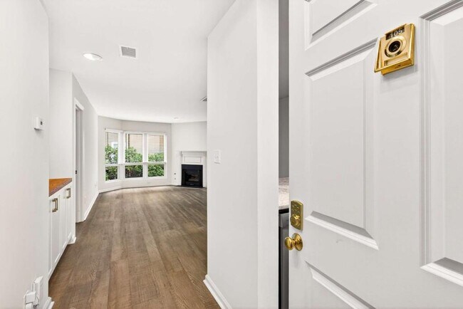 Photo - 244 13th St NE Unit 105