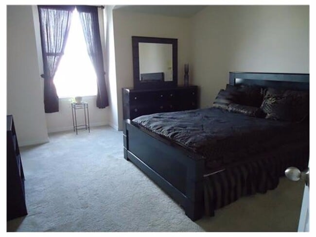 Building Photo - nice townhouse in New Tampa