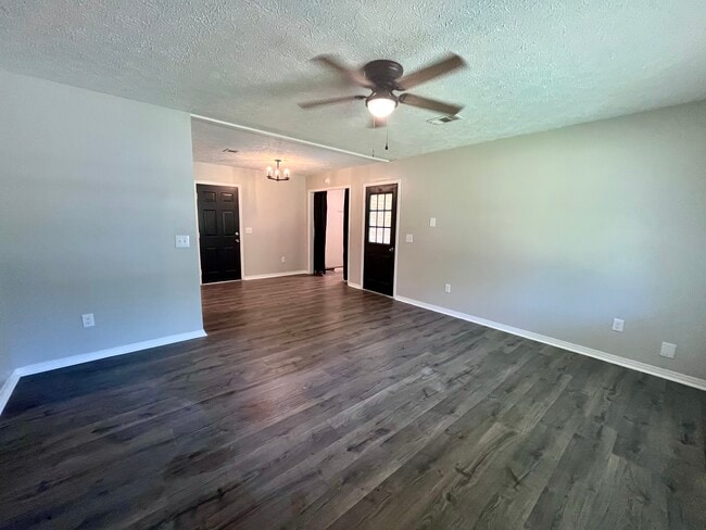 Photo - 68 Military Chapel Ln