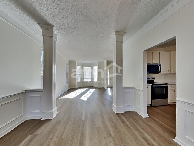 Photo - 104 Edenberry Way