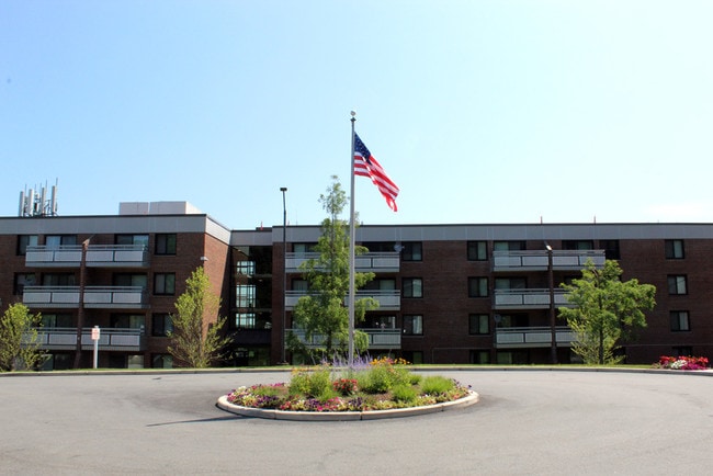 Stratton Hill Park Apartments