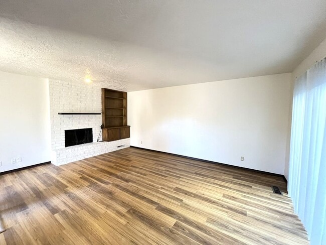 Photo - 2 Bed 2 Bath 2 Car Garage in Norman Unit 3815 Lynnbrook Cir